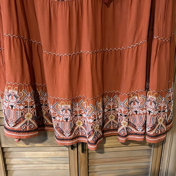 Max Studio Dress - Picture 2 of 3